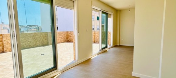 3 bedrooms Penthouse in Santa Pola, Spain No. 158428 2