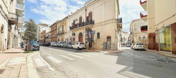 2-salle Bâtiment à Triggiano, Italy No. 30745 15