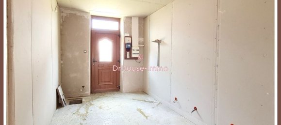 3 Schlafzimmer Stadthaus in Villeneuve-au-Chemin, France, Nr. 48989 2