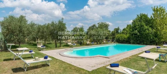 6 bedrooms House in Cortona, Italy No. 179436 5