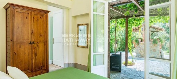 6 bedrooms House in Cortona, Italy No. 179436 14