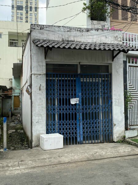 80m² House in District 7, Vietnam No. 13012