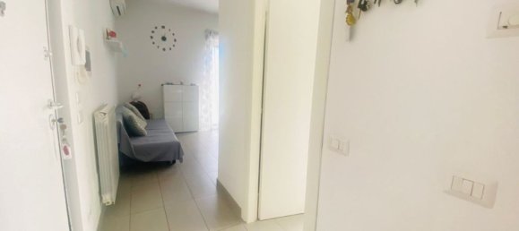 2 rooms Apartment in Rome, Italy No. 46732 12
