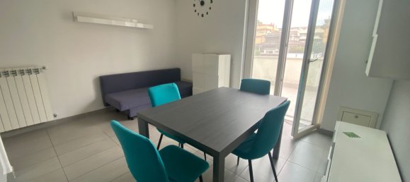 2 rooms Apartment in Rome, Italy No. 46732 4