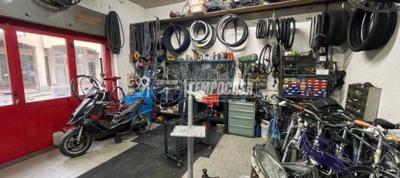 2-salle Propriété commerciale à Lentate sul Seveso, Italy No. 96243 8