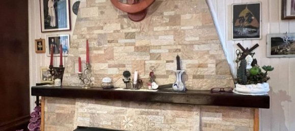 5 rooms Apartment in Barni, Italy No. 75082 6