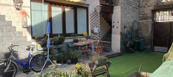 5 rooms Apartment in Barni, Italy No. 75082 10