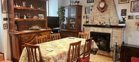5 rooms Apartment in Barni, Italy No. 75082 5