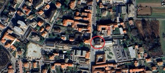 513m² Office in Gattinara, Italy No. 372657 5