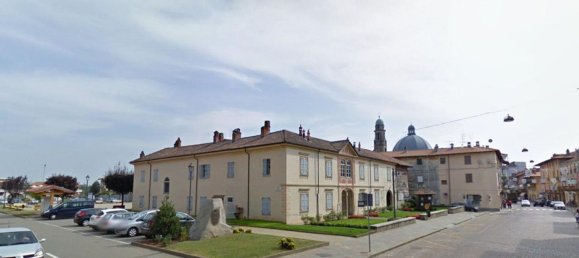 513m² Office in Gattinara, Italy No. 372657 4