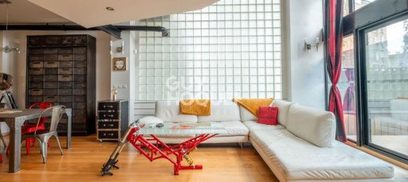 Apartamento de 3 dormitorios en Les Lilas, France No. 359302 3