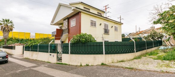 4 غرف نوم فيلا في Loures, Portugal رقم 131142 35