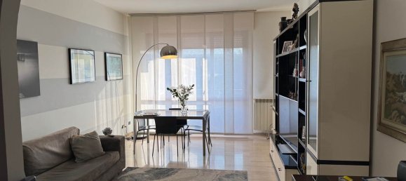 Квартира с 4 спальнями в Монца, Италия № 364645 4