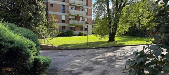 Квартира с 4 спальнями в Монца, Италия № 364645 28