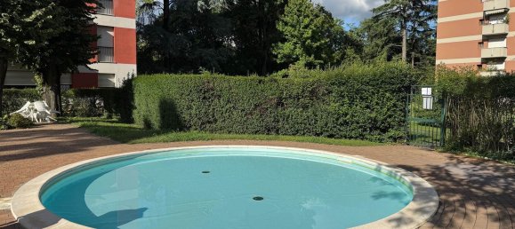 Квартира с 4 спальнями в Монца, Италия № 364645 27