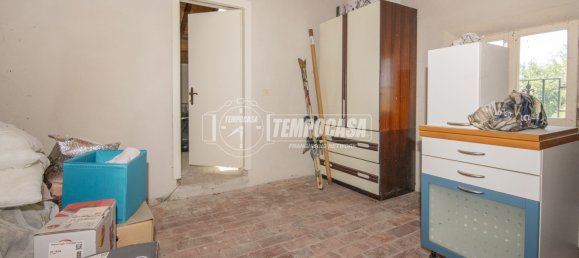 6 rooms Villa in Soliera, Italy No. 275874 5