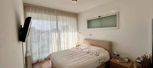 3 bedrooms Penthouse in Limassol, Cyprus No. 839 10