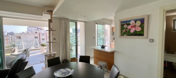 3 bedrooms Penthouse in Limassol, Cyprus No. 839 4