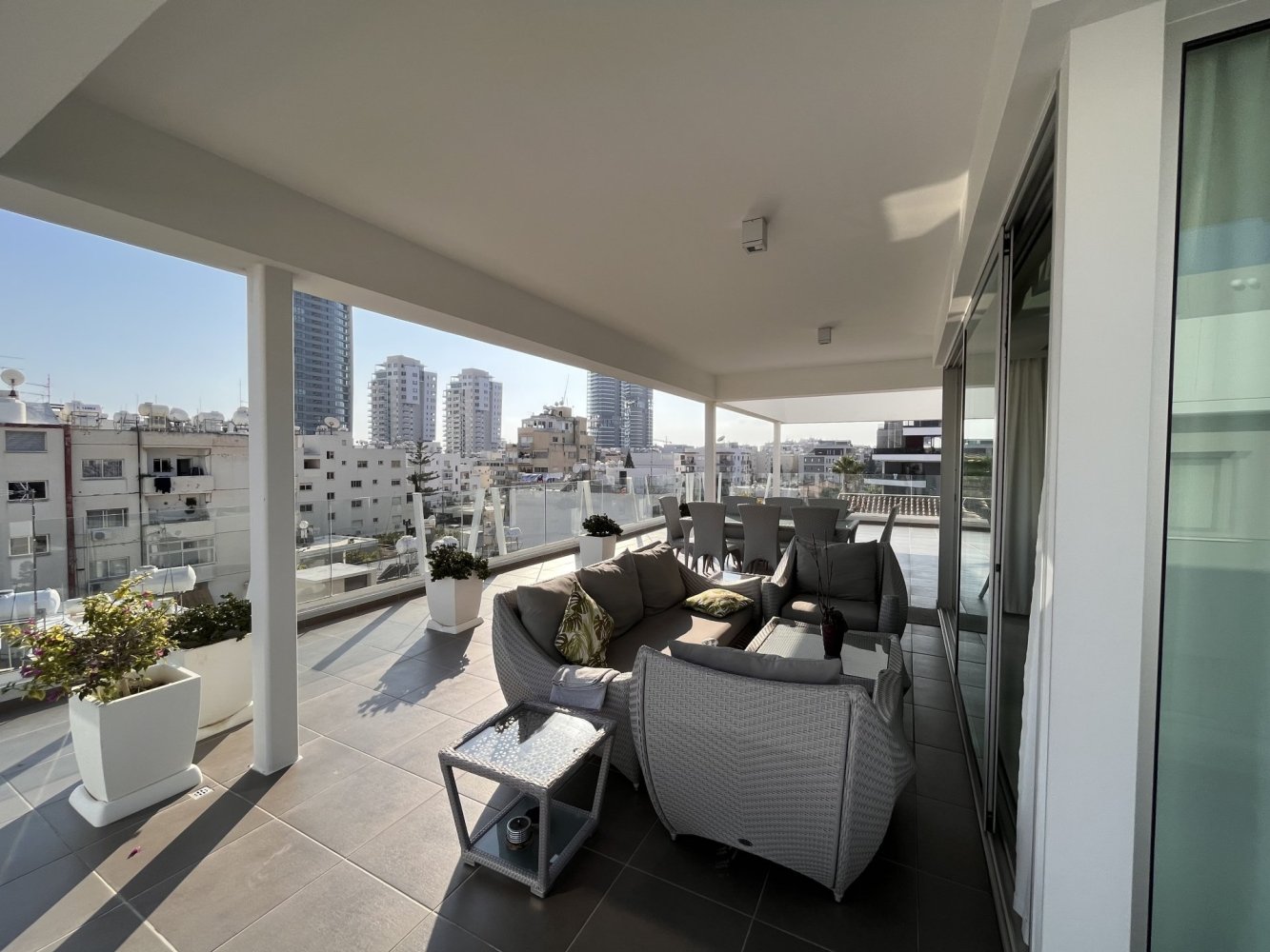 3 bedrooms Penthouse in Limassol, Cyprus No. 839