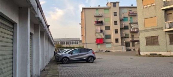 Garagem em Lainate, Italy 12 m² N.º 264933 2