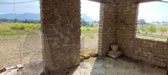 Дом с 7 комнатами в Понтекорво, Италия № 173883 13