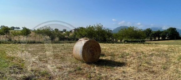 Дом с 7 комнатами в Понтекорво, Италия № 173883 4