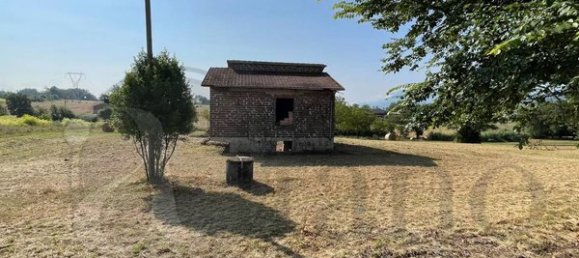 Дом с 7 комнатами в Понтекорво, Италия № 173883 6