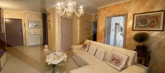 5-salle Appartement à San Severo, Italy No. 23542 4