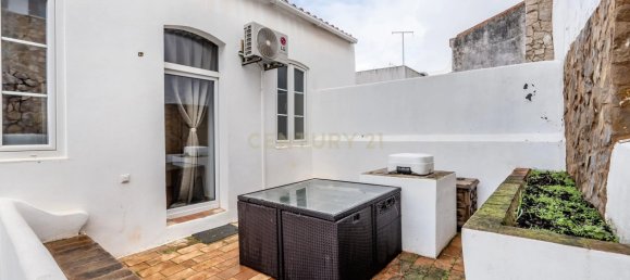 2 bedrooms House in Ferragudo, Portugal No. 131975 18