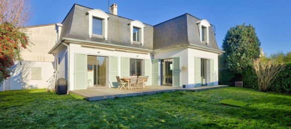 6 chambres Châteaux à Garches, France No. 183947 2