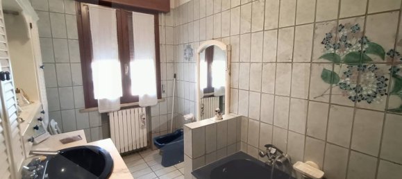 Вилла с 4 комнатами в Фьорано Моденесе, Италия № 17508 12