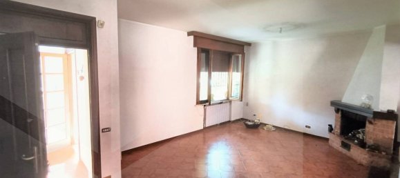 Вилла с 4 комнатами в Фьорано Моденесе, Италия № 17508 7