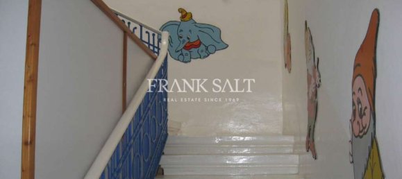 Bureau à Birkirkara, Malta 428m² No. 11869 3