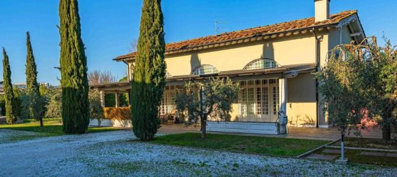 Villa de 6 habitaciónes en Campi Bisenzio, Italy No. 41311 3