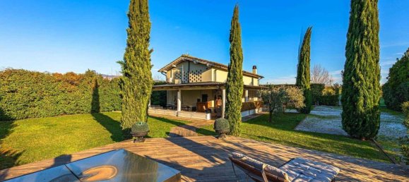 Villa de 6 habitaciónes en Campi Bisenzio, Italy No. 41311 14