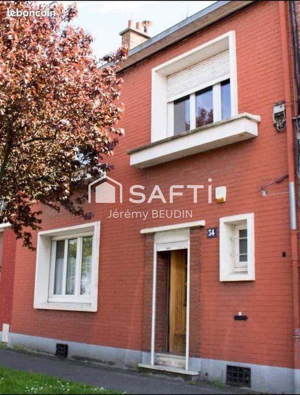 4 chambres Maison à Cambrai, France No. 72966