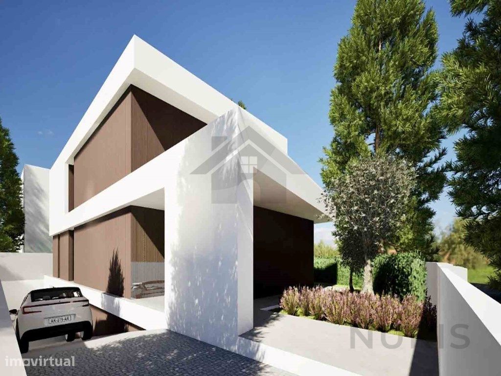 440m² Land in Portimao, Portugal No. 251327