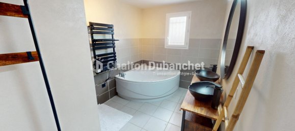 3 bedrooms House in Loire, France No. 355502 5