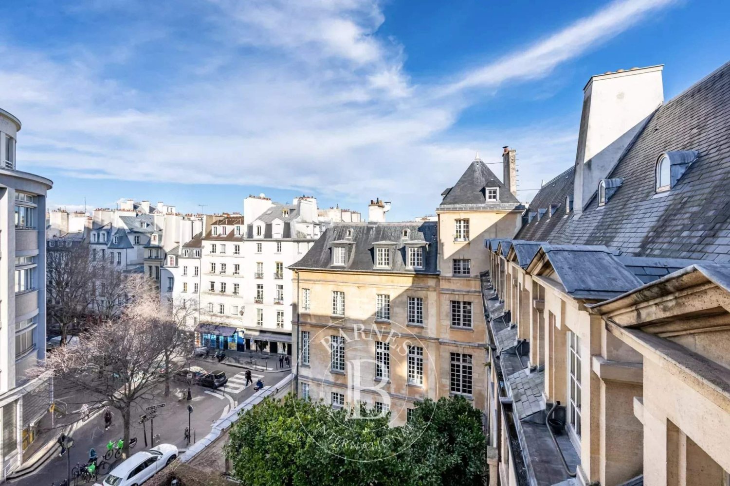 Квартира с 3 спальнями в Париж, Франция № 128052