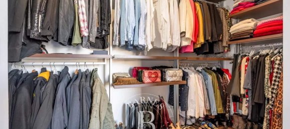 Квартира с 3 спальнями в Париж, Франция № 128052 17