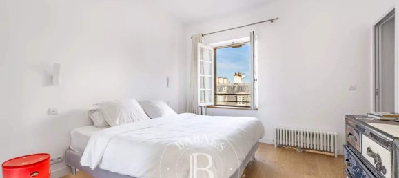 Квартира с 3 спальнями в Париж, Франция № 128052 15