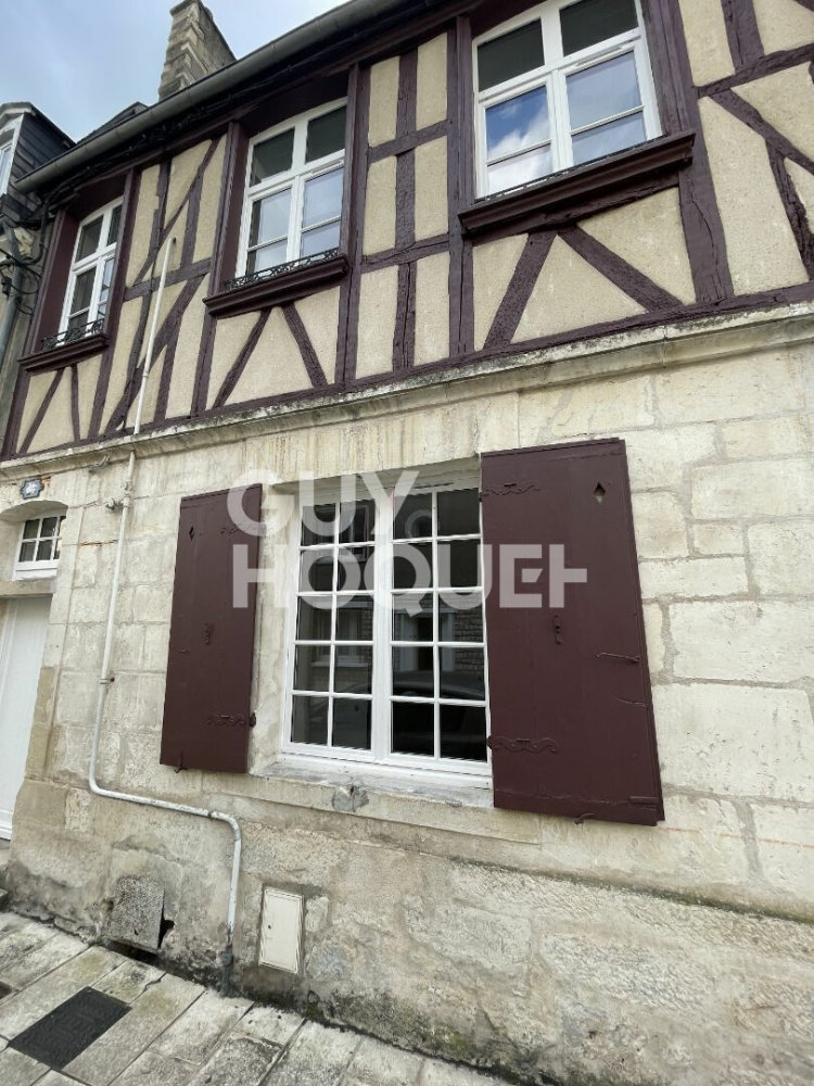 5 bedrooms House in Bourges, France No. 227416