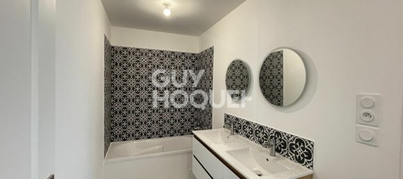 5 bedrooms House in Bourges, France No. 227416 6