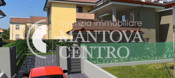 4 bedrooms House in Mantua, Italy No. 363387 2
