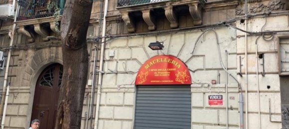 1 room Commercial property in Palermo, Italy No. 62284 11