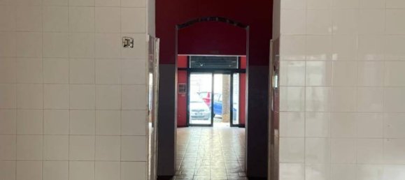 1 room Commercial property in Palermo, Italy No. 62284 3