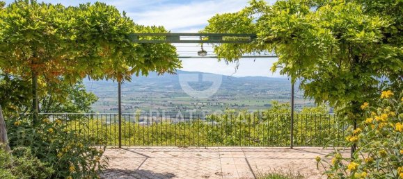 4 bedrooms House in Campello sul Clitunno, Italy No. 291782 18