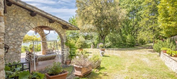 4 bedrooms House in Campello sul Clitunno, Italy No. 291782 11