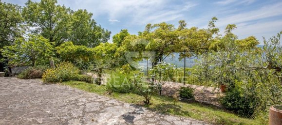 4 bedrooms House in Campello sul Clitunno, Italy No. 291782 16