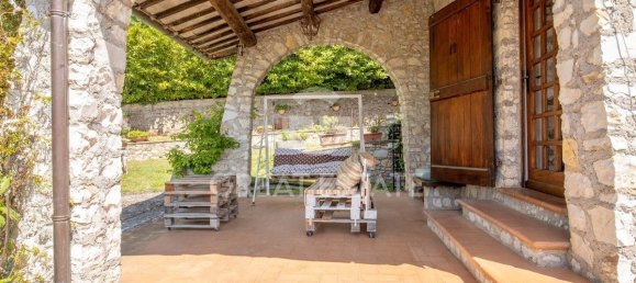 4 bedrooms House in Campello sul Clitunno, Italy No. 291782 7